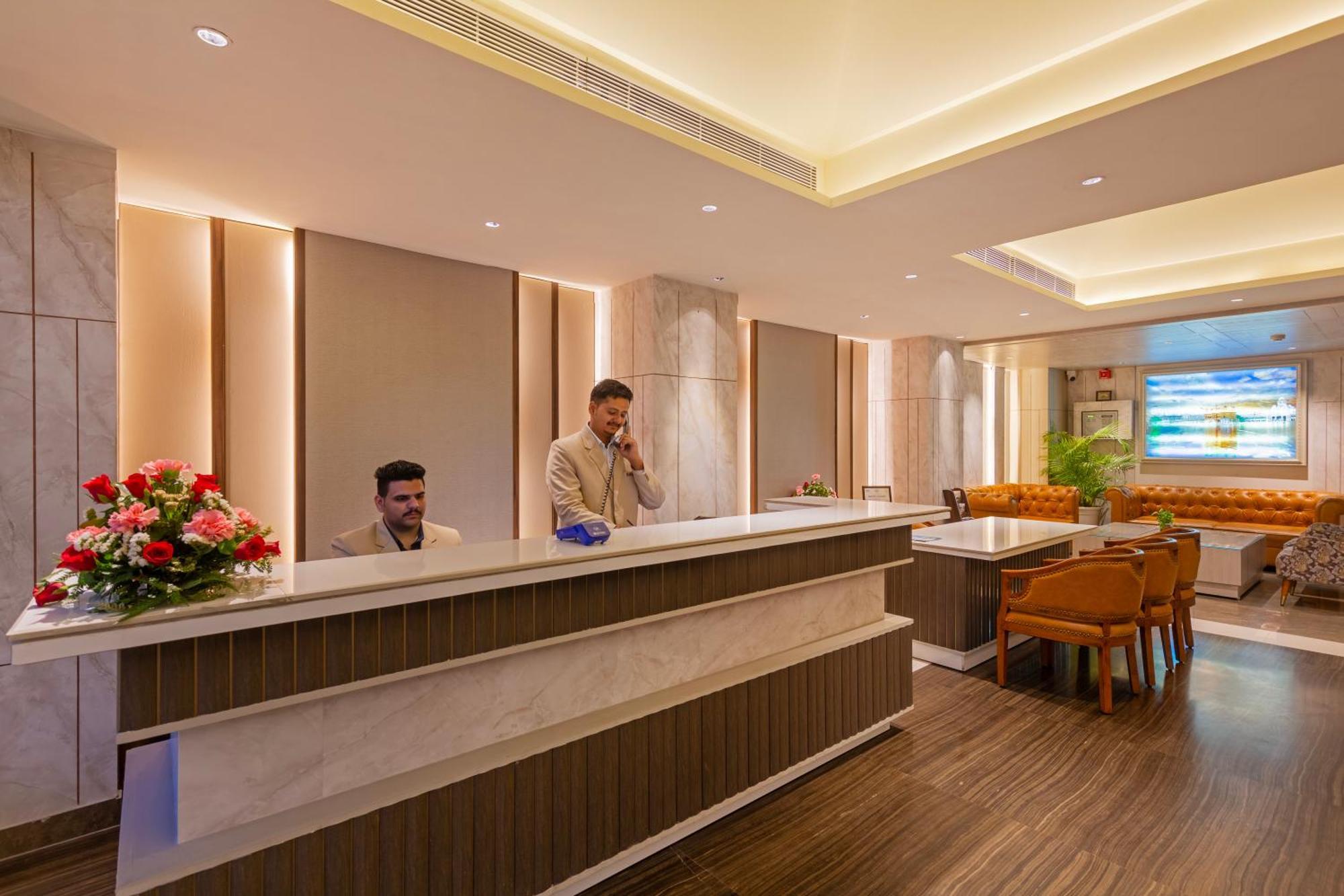 Sandoz Amritsar Near Golden Temple Exterior foto